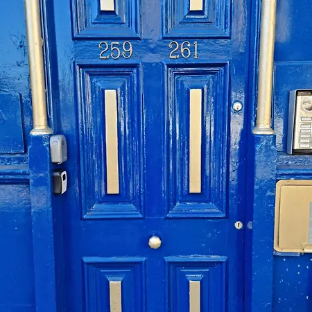 Stylish Studio - Private Bathroom, 15Mins To Central London! Exterior photo